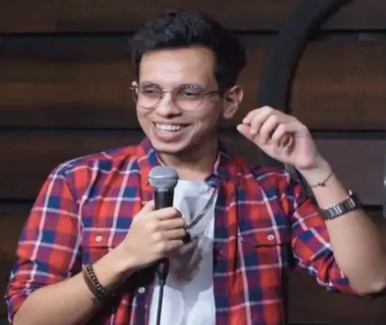भिलाई आईआईटी में स्टैंडअप कॉमेडियन यश राठी की Hate Speech, प्रोफेसर सहित कई लोगों ने किए कान बंद, बीच में रोकना पड़ा था कार्यक्रम, करणी सेना सहित अनेक संगठनों ने जताया विरोध