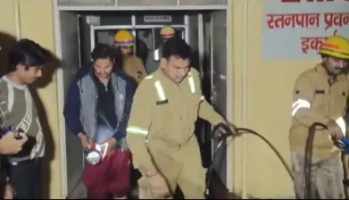 दर्दनाक खबर : झांसी मेडिकल कॉलेज में लगी भीषण आग, 10 बच्चों की मौत