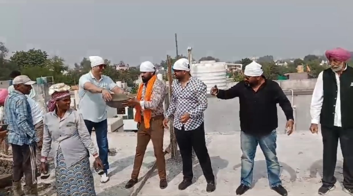 गुरुद्वारा कैंप 1 श्री गुरु तेग बहादुर साहिब में यूथ सिख सेवा समिति, सिख पंचायत एवं गुरुद्वारा सुपेला समिति ने की कार सेवा