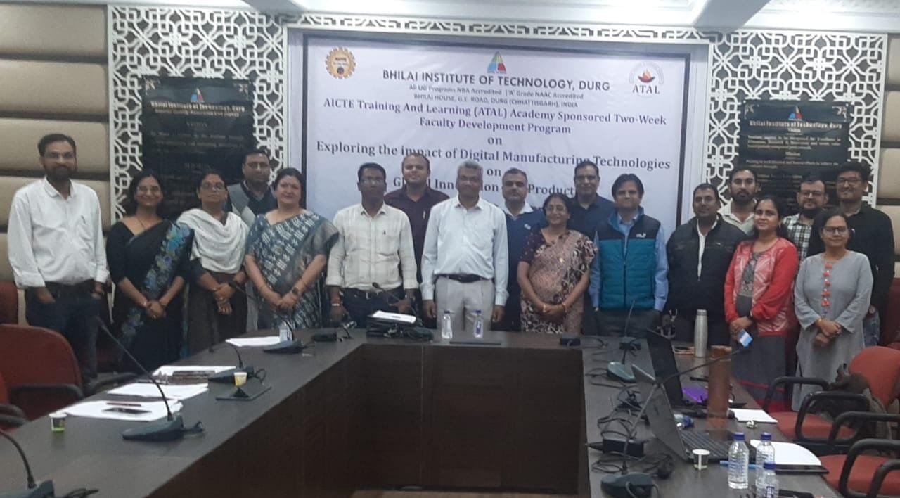 वैश्विक उद्योगों में नवाचार को बढ़ावा देने में डिजिटल निर्माण प्रौद्योगिकियाँ की प्रमुख भूमिका – अरोरा, BIT दुर्ग में अटल फैकेल्टी डेवलपमेंट प्रोग्राम का आयोजन