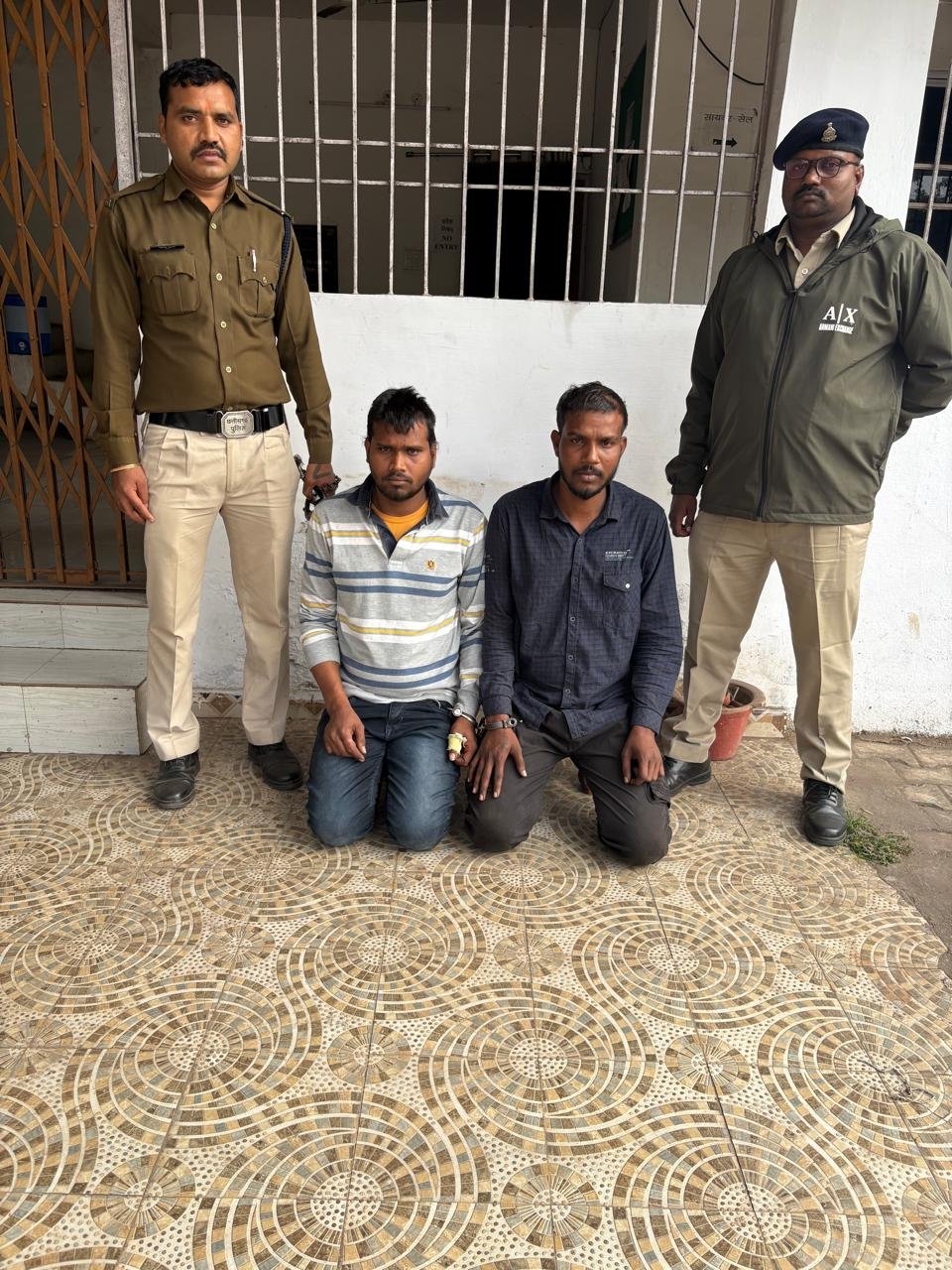धारदार चाकू से हमला करने वाला चढ़ा पुलिस के हत्थे, हथियार बरामद धारदार चाकू से हमला करने वाला चढ़ा पुलिस के हत्थे, हथियार बरामद