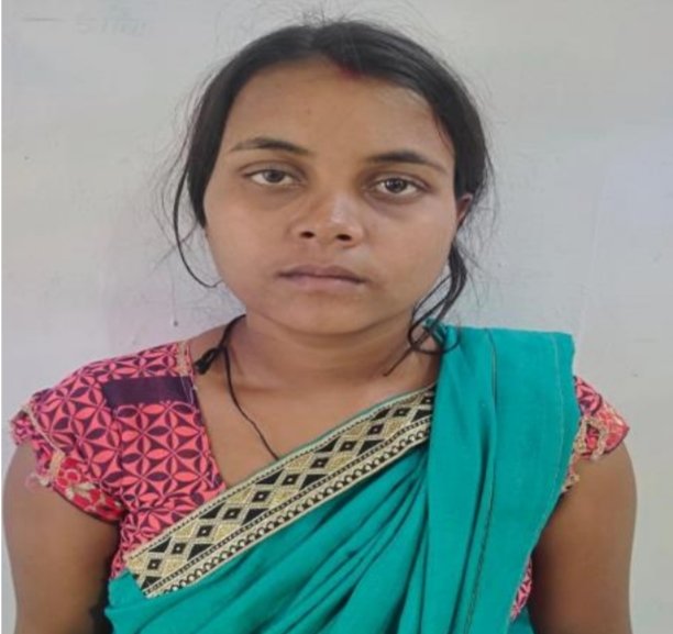 भिलाई में हत्या : सोते हुए शराबी पति के सिर पर हथौड़े से पत्नी ने मरते तक किए कई वार, प्रतिदिन प्रताड़ना से पीड़ित पत्नी थी परेशान, मजबूरी में उठाया कदम