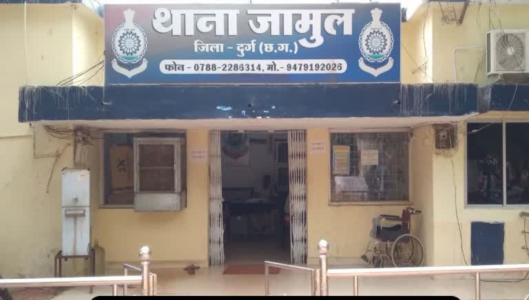 जामुल थाना क्षेत्र में दुकानदार दहशत में, एक सप्ताह के भीतर टीन काट कर, एस्बेस्टस सीट तोड़कर आधा दर्जन दुकानो से चोरी, करीब 75000 के समान पर जामुल थाना क्षेत्र में दुकानदार दहशत में, एक सप्ताह के भीतर टीन काट कर, एस्बेस्टस सीट तोड़कर आधा दर्जन दुकानो से चोरी, करीब 75000 के समान पर