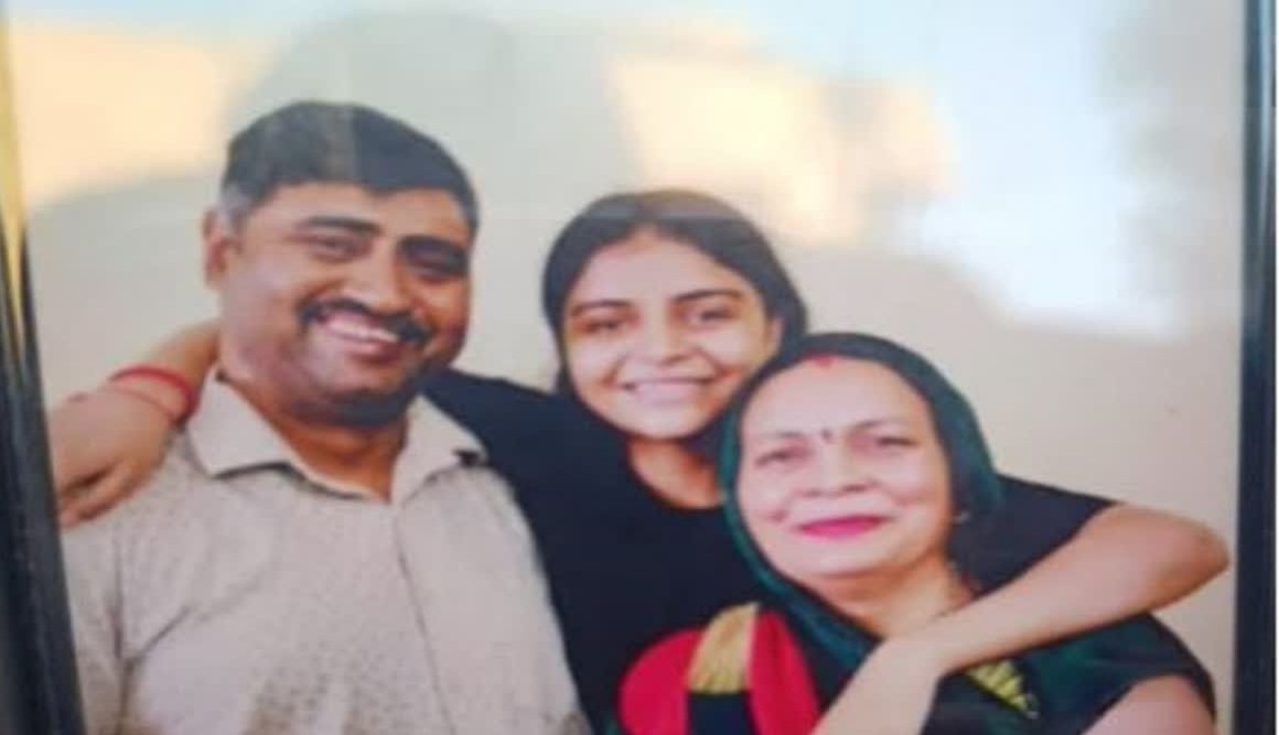 Triple Murder Case : मां-बाप की सालगिरह पर मुक्केबाज बेटे ने तोहफे में पूरे परिवार को दी मौत`, सिर्फ छोटी सी थी वजह Triple Murder Case : मां-बाप की सालगिरह पर मुक्केबाज बेटे ने तोहफे में पूरे परिवार को दी मौत`, सिर्फ छोटी सी थी वजह