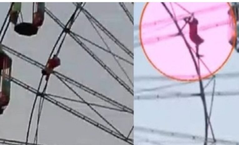 झोलहू बाबा मेले में एक बड़ा हादसा : झूला झूल रही बच्ची सैकड़ों फीट की ऊंचाई से गिरी….