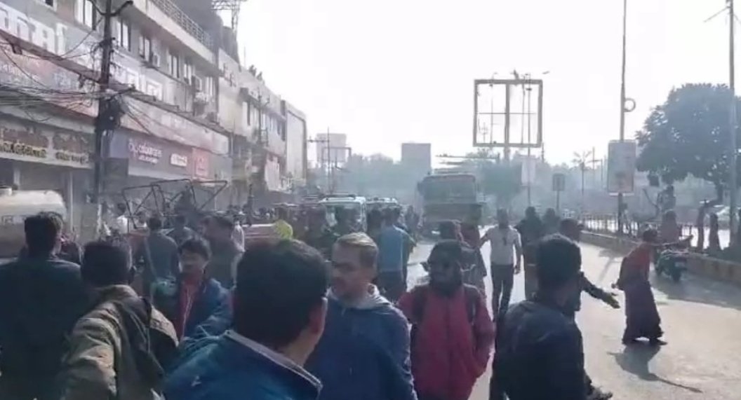 छत्तीसगढ़ इस जिले में भाजपा की खेमेबाजी सड़क पर, कार्यालय में जड़ा ताला