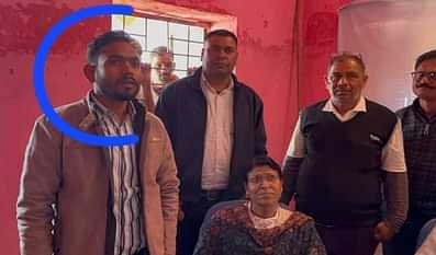 रिश्वत लेते रंगे हाथ पकड़ाया पटवारी, इस काम के लिए मांगे थे 1.11 लाख रिश्वत लेते रंगे हाथ पकड़ाया पटवारी, इस काम के लिए मांगे थे 1.11 लाख