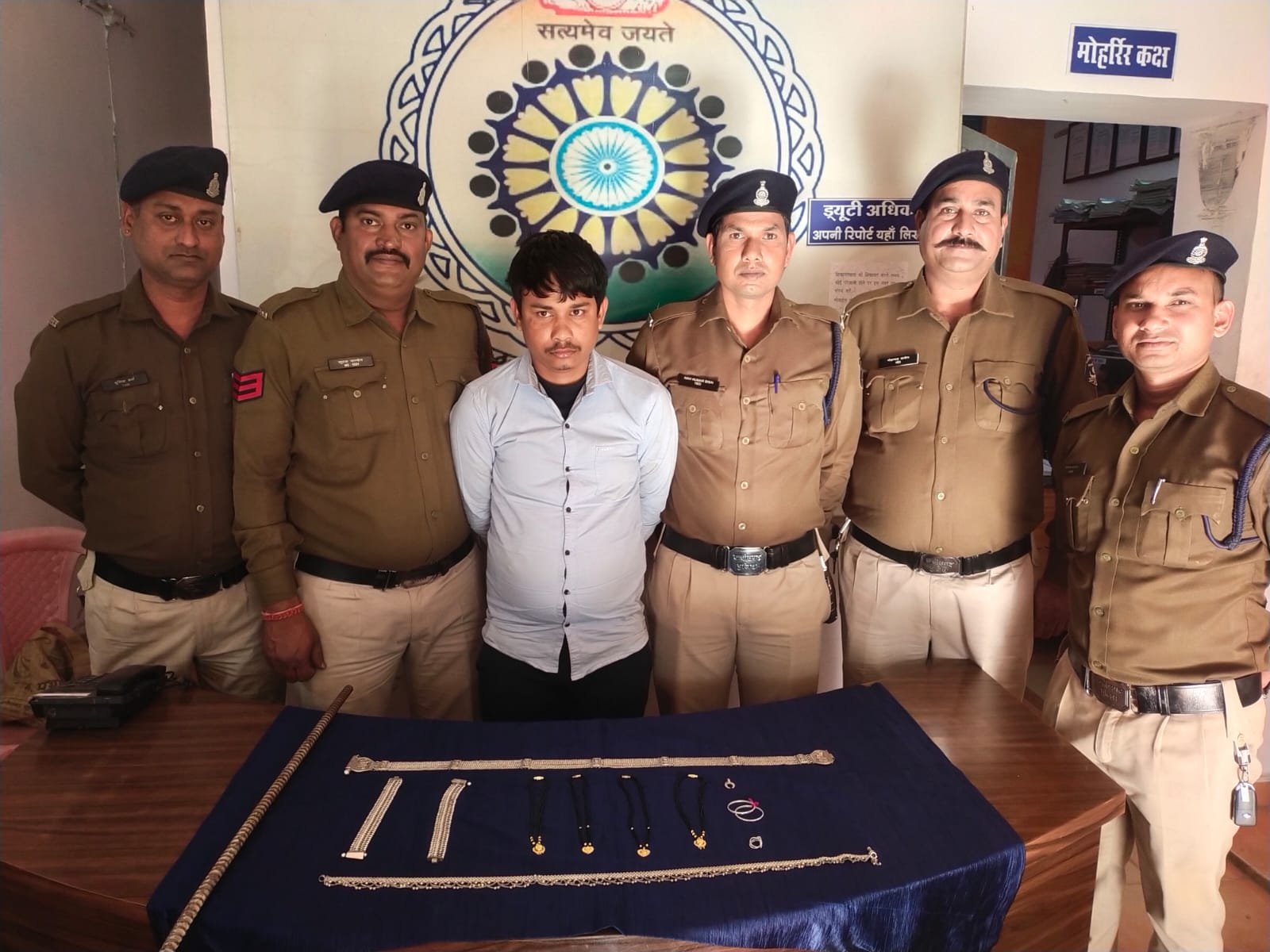 जेल से छूटते ही की सुने घर से चोरी, चंद घंटे में पकड़ा नेवई पुलिस ने