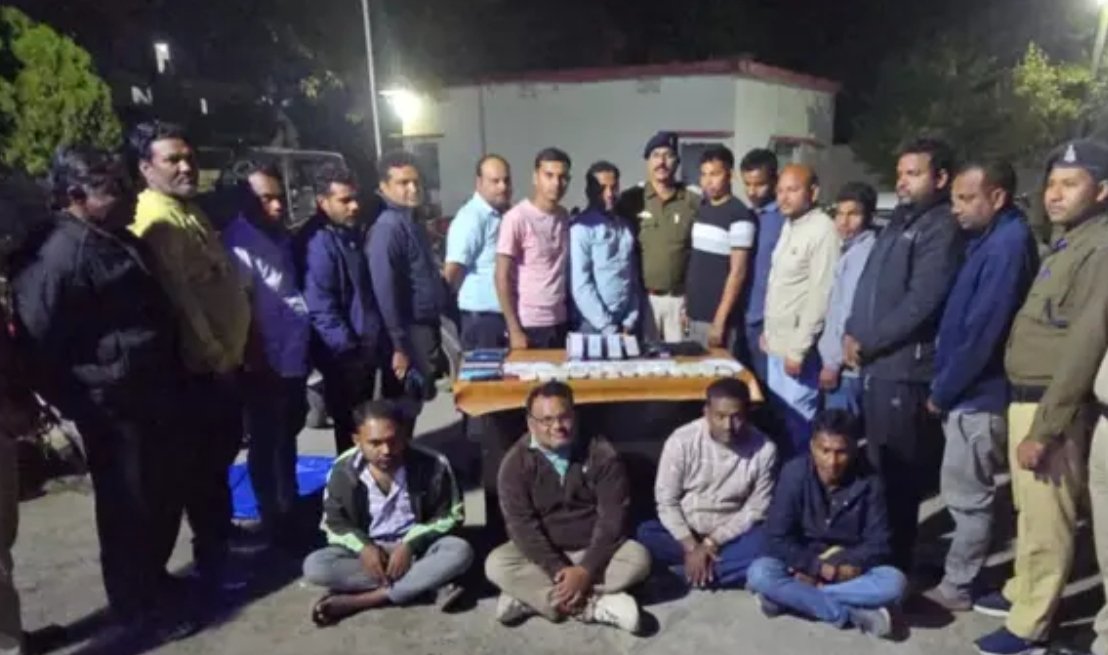 छत्तीसगढ़ में जुआरियों के खिलाफ बड़ी कार्रवाई, 4 जिले के 18 की गिरफ्तार छत्तीसगढ़ में जुआरियों के खिलाफ बड़ी कार्रवाई, 4 जिले के 18 की गिरफ्तार
