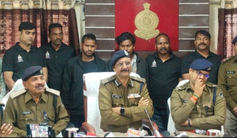 सराफा व्यापारी के अंधे कत्ल की गुत्थी सुलझी, Ex ड्राइवर ने की हत्या सराफा व्यापारी के अंधे कत्ल की गुत्थी सुलझी, Ex ड्राइवर ने की हत्या