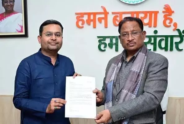 पीएससी में वर्ष 2018 से 2023 की सभी भर्ती रद्द करने की मांग पीएससी में वर्ष 2018 से 2023 की सभी भर्ती रद्द करने की मांग