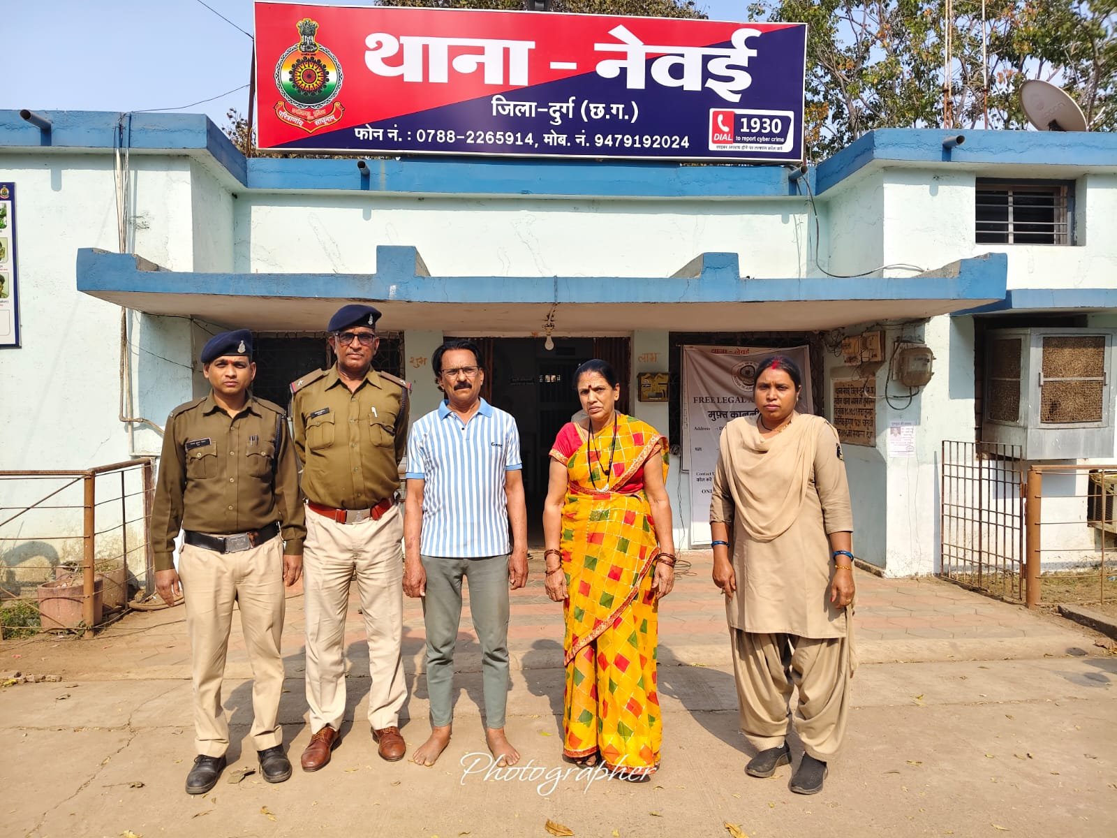 रायपुरमंत्रालय में नौकरी लगने के नाम पर 6 लाख की ठगी, आरोपी सिंह दंपत्ति गिरफ्तार रायपुरमंत्रालय में नौकरी लगने के नाम पर 6 लाख की ठगी, आरोपी सिंह दंपत्ति गिरफ्तार