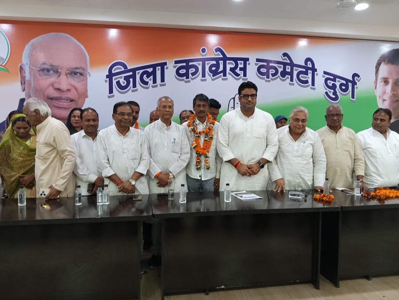 दुर्ग निगम से 6 बार के पार्षद बने नेता प्रतिपक्ष, सशक्त विपक्ष की भूमिका निभाएंगे – संजय दुर्ग निगम से 6 बार के पार्षद बने नेता प्रतिपक्ष, सशक्त विपक्ष की भूमिका निभाएंगे – संजय