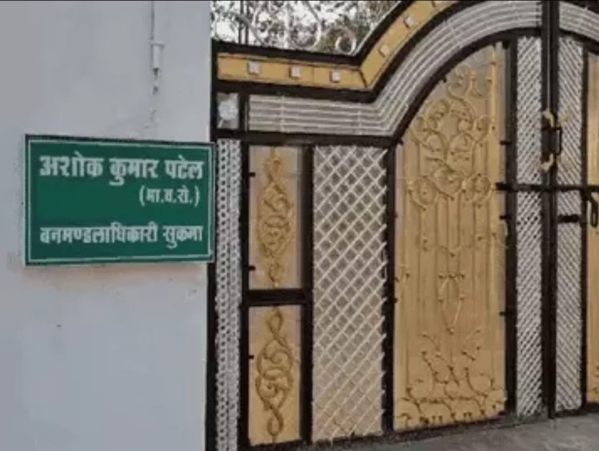 ACB एवं EOW रेड : संपत्तियों के दस्तावेज, नगद, सोना-चांदी व ज्वेलरी बरामद