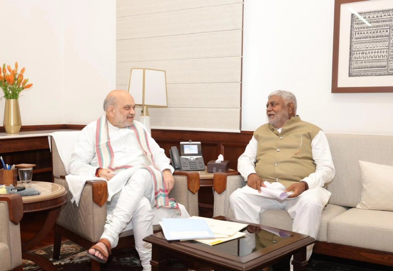 केंद्रीय गृह मंत्री अमित शाह से पूर्व विधानसभा अध्यक्ष प्रेम प्रकाश पांडे ने की दिल्ली में मुलाकात
