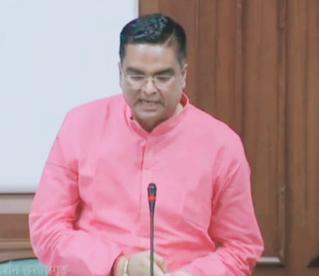 6 लाख लोगों के स्वास्थ्य को लेकर विधायक रिकेश सेन ने सदन में स्वास्थ्य मंत्री से किए सवाल