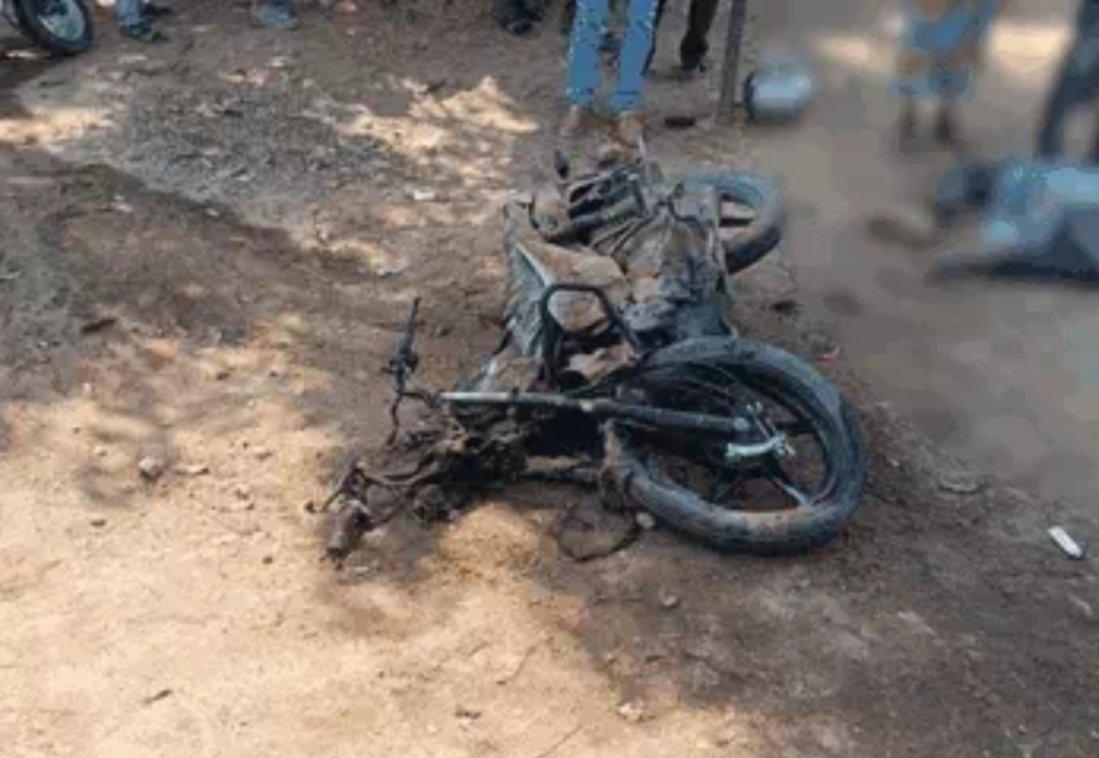 छत्तीसगढ़ में तेज रफ्तार का कहर : कार – बाइक में जोरदार टक्कर, तीन युवकों की मौत
