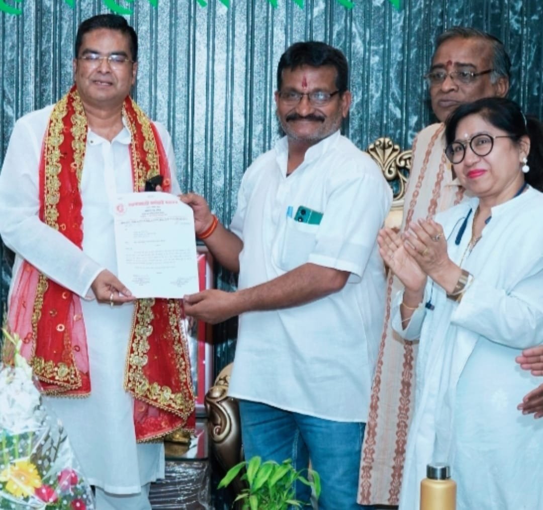 MLA रिकेश की पहल से निगम के रिटायर्ड 251 कोमियो को मिलेगा लंबित 15 करोड़ MLA रिकेश की पहल से निगम के रिटायर्ड 251 कोमियो को मिलेगा लंबित 15 करोड़