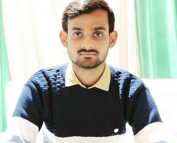 Big News : मेरी पत्नी के संबंध मामा से… मोबाइल में हैं सभी सबूत