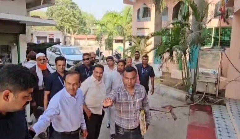 CG News : दिल्ली से रायपुर पहुंची टीम, वक्फ संपत्तियों की जांच शुरू