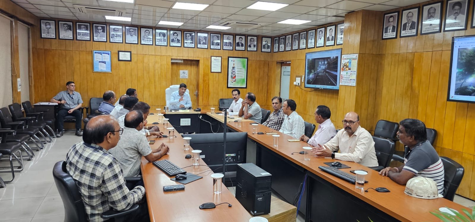 सुरक्षा पहली प्राथमिकता जल्द दिखेगा असर – ED वर्क्स, इंटक के साथ हुई बैठक