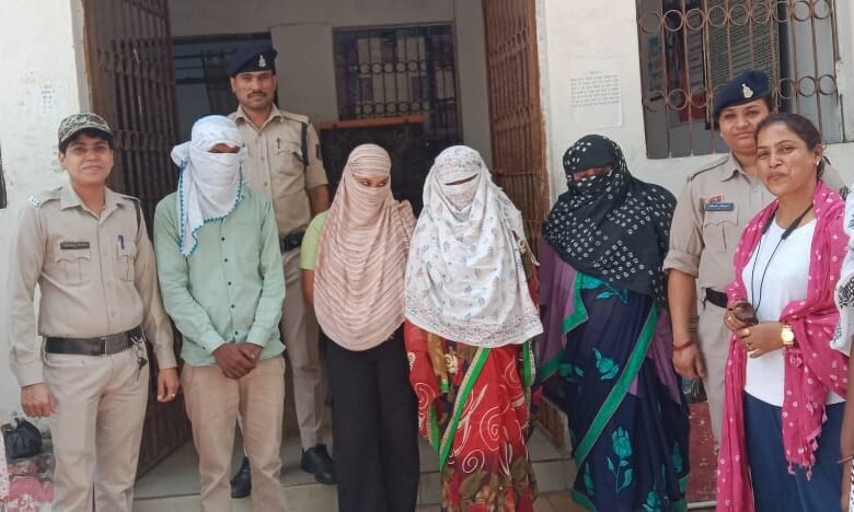 देह व्यापार पर पुलिस की कार्यवाही, गार्डन के पास पकड़ी गई तीन युवतियाँ