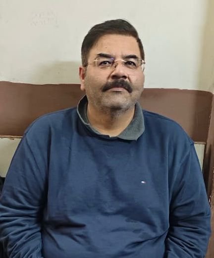 शराब घोटाला : कारोबारी विजय भाटिया 4 दिन की EOW रिमांड पर