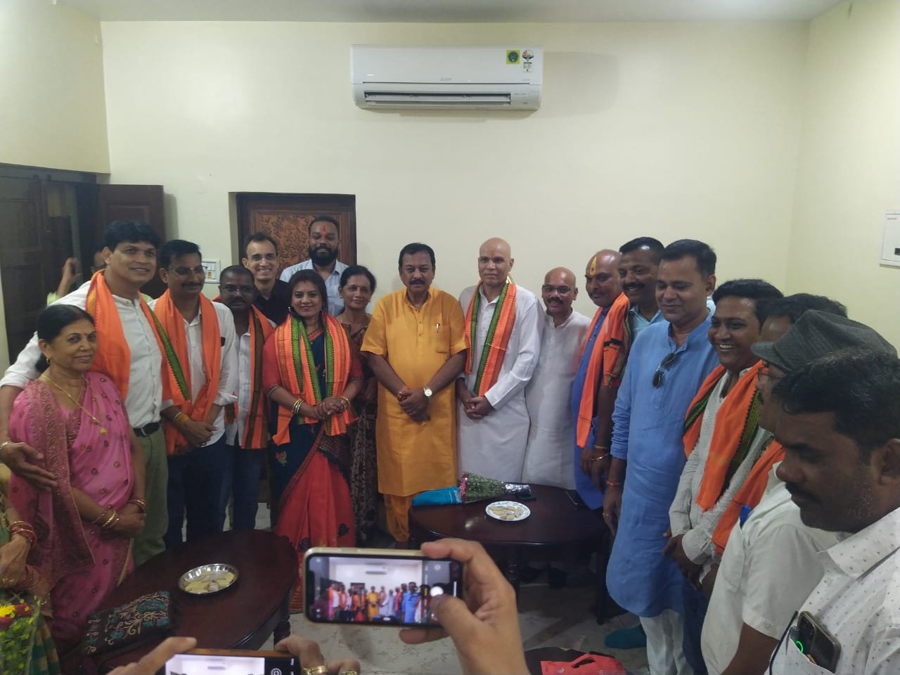 रिसाली निगम के महापौर परिषद की सदस्य ने किया भाजपा प्रवेश रिसाली निगम के महापौर परिषद की सदस्य ने किया भाजपा प्रवेश