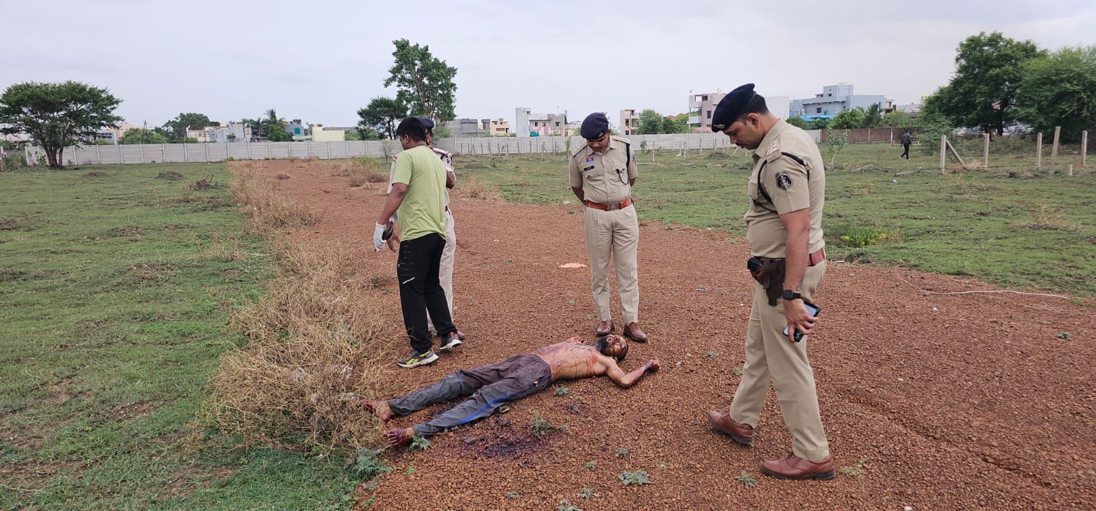 भिलाई ब्रेकिंग : निगम सफाई कर्मी की बॉडी मिली पदुम नगर में, हत्या की आशंका