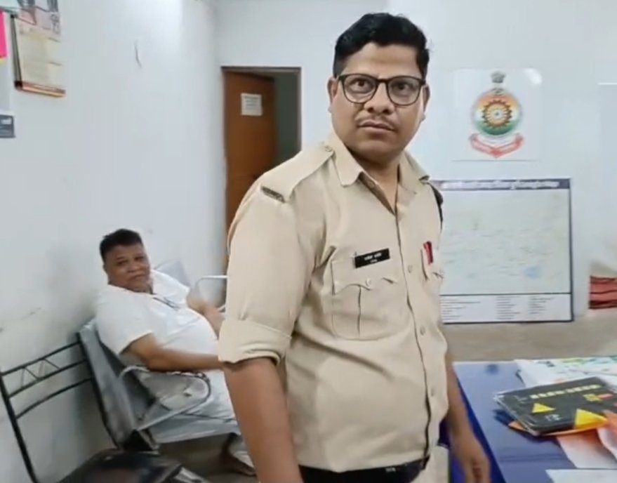 सोशल मीडिया पर PM नरेंद्र मोदी के खिलाफ अश्लील कमेंट्स, कांग्रेस नेता बृजमोहन देर रात गिरफ्तार