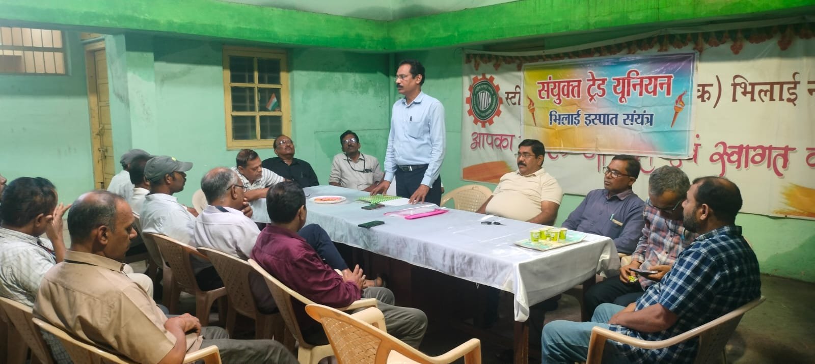 सरकार की श्रमिक विरोधी नीतियों का जमकर करें विरोध : संयुक्त यूनियन