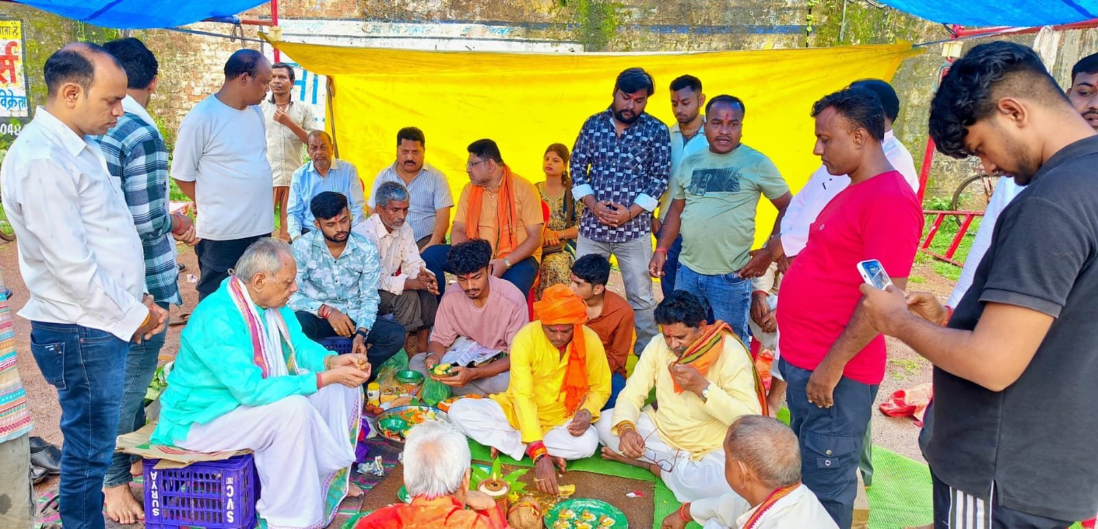 लाल मैदान पावर हाउस में माता रानी के भव्य आकर्षक पंडाल निर्माण के लिए हुआ भूमि पूजन