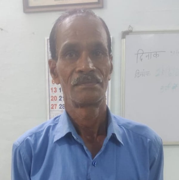 24 साल से फरार वारंटी ने सुरक्षा गार्ड बन छिपाई पहचान, अब पुलिस गिरफ्त में