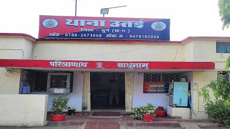 उतई में युवक की हत्या, हमलावर ने धारदार हथियार से सीने में किया घातक वार