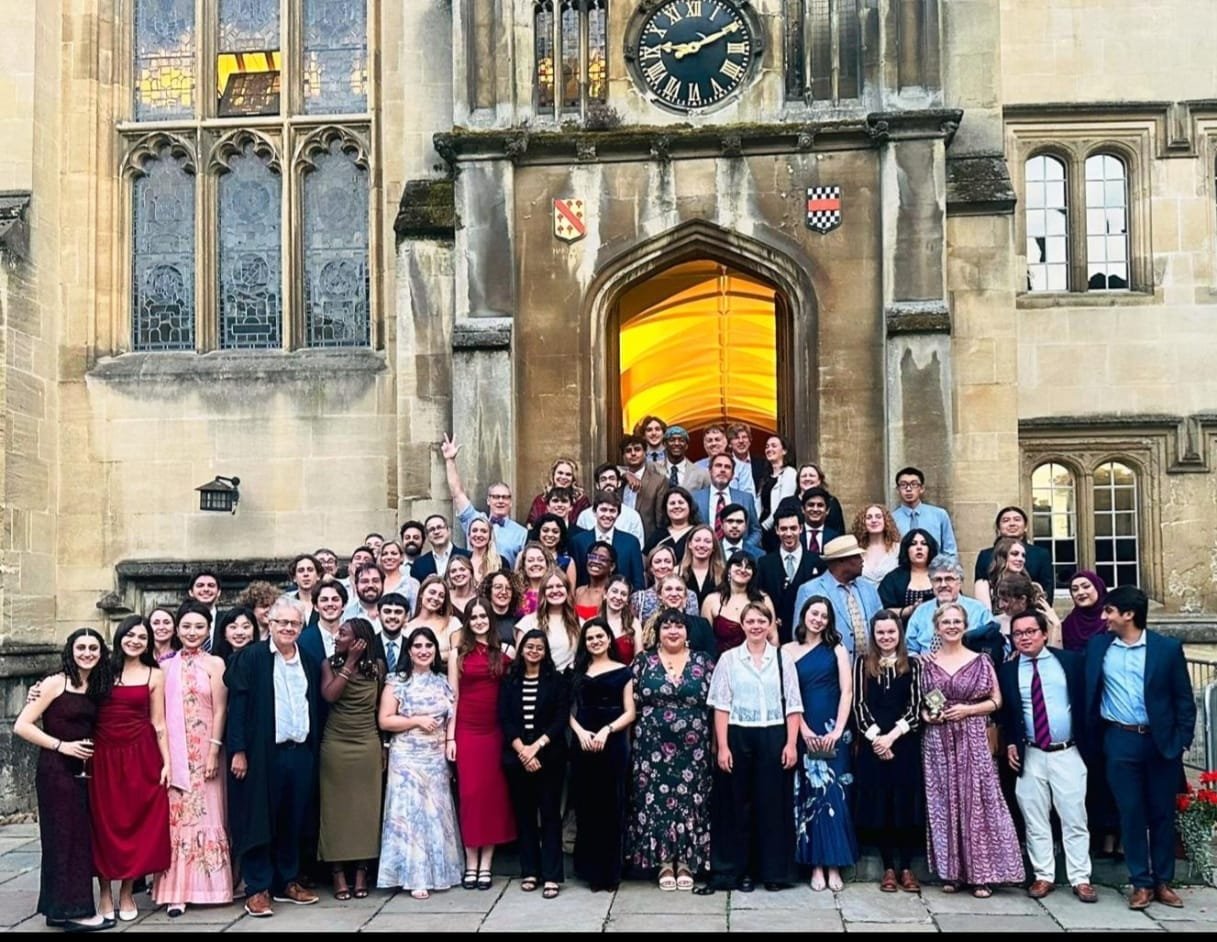 दुर्ग जिले का गौरव साईंस कालेज, दुर्ग की सुगंधा सक्सेना ने ऑक्सफोर्ड युनिवर्सिटी इंग्लैण्ड में समर स्कूल में की भागीदारी