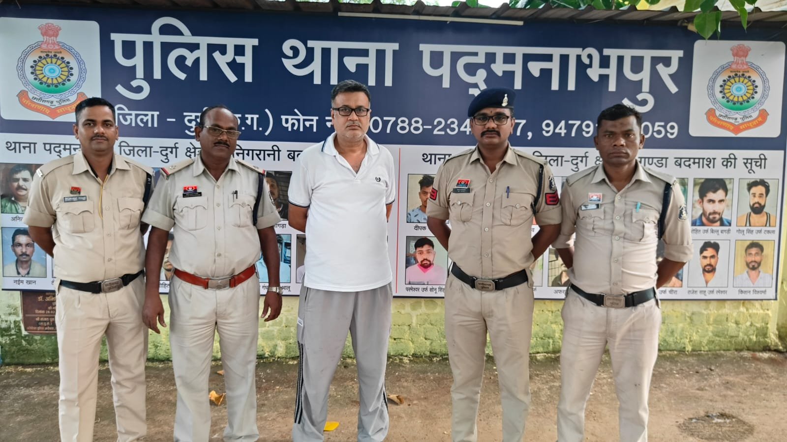 दुर्ग में आरोपी ने कर्ज अदा करने के बाद भी आरक्षक को किया था प्रताड़ित