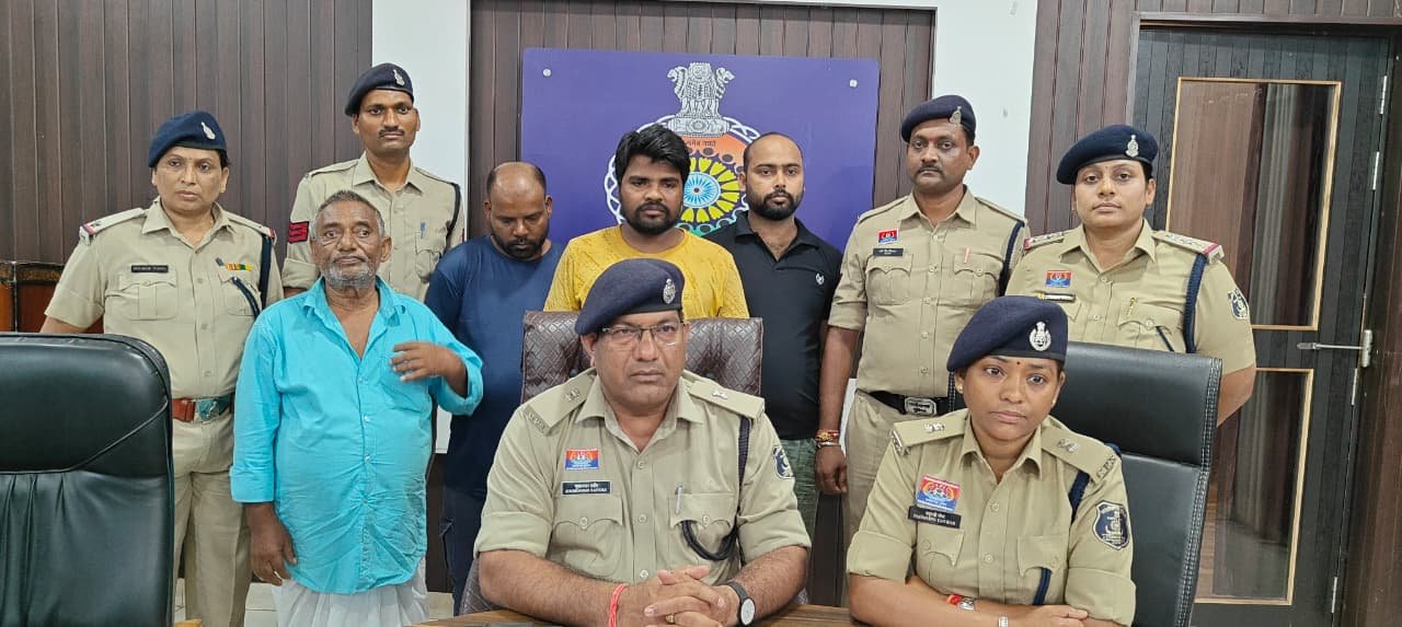 बच्चा चोर एवं बेचने वाले गिरोह का भंडाफोड़ किया दुर्ग पुलिस ने