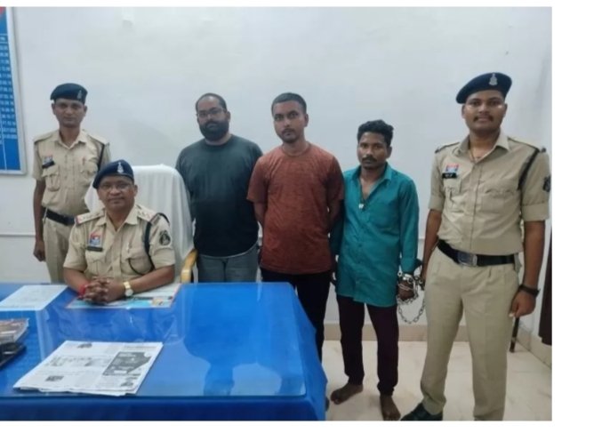लूट के बाद मोटरसाइकिल छोड़कर भागे तीन आरोपी जीआरपी भिलाई के गिरफ्त में