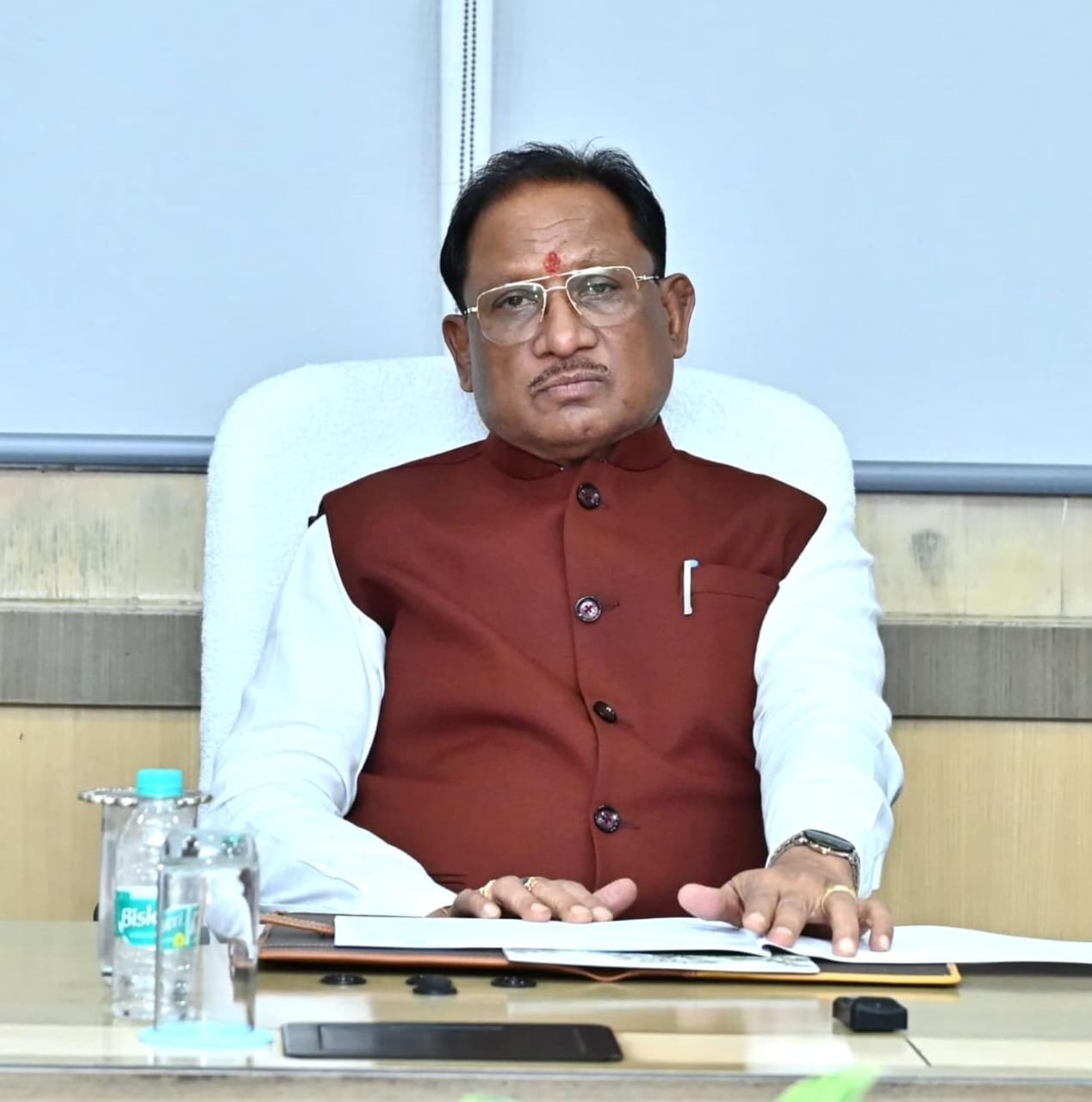 नहीं चलेगी ‘पेशी पर पेशी’: CM साय ने कलेक्टर्स और संभाग आयुक्तों को दिए निर्देश