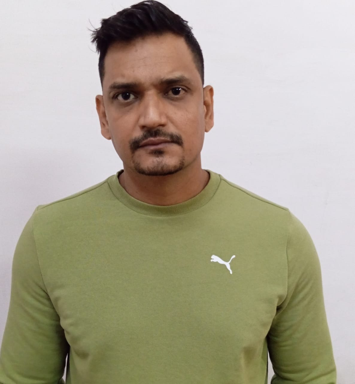 साढ़े 25 लाख रुपए का गबन करने वाला आरोपी नेवई पुलिस की गिरफ्त में
