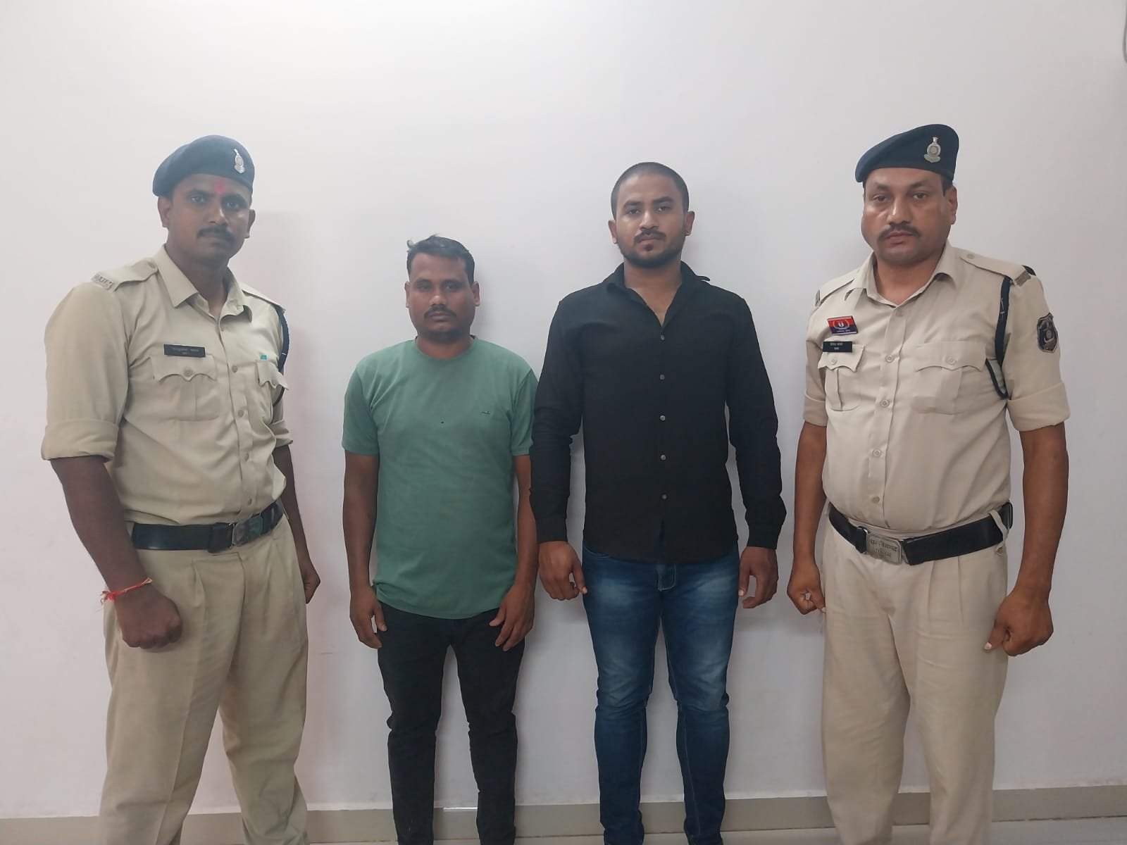 भिलाई में होटल मालिक देह व्यापार में शामिल, वैशाली नगर पुलिस की रेड