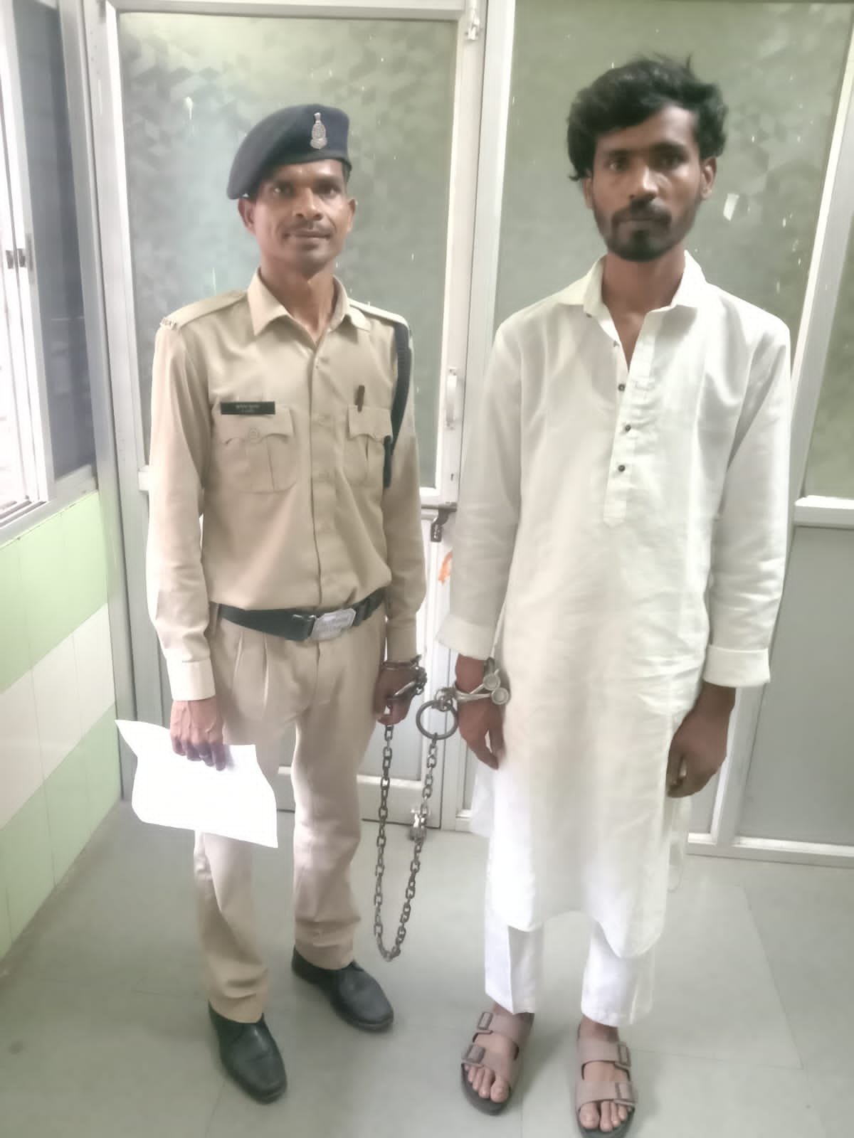 दुर्ग में हथियार सप्लाई का आरोपी गंडई से गिरफ्तार, अजमेर से लाया था हथियार