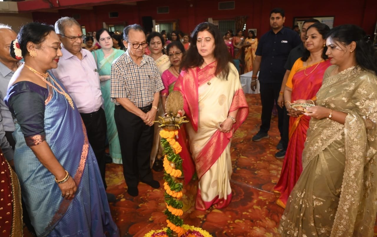 भिलाई महिला महाविद्यालय मे एलुमनाई मीट रूट एवं विंग्स 2025 का आयोजन