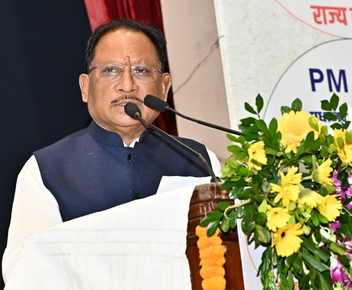 CM साय नगरीय प्रशासन विभाग के स्वच्छता, आवास व लोक कल्याण उत्सव में हुए शामिल