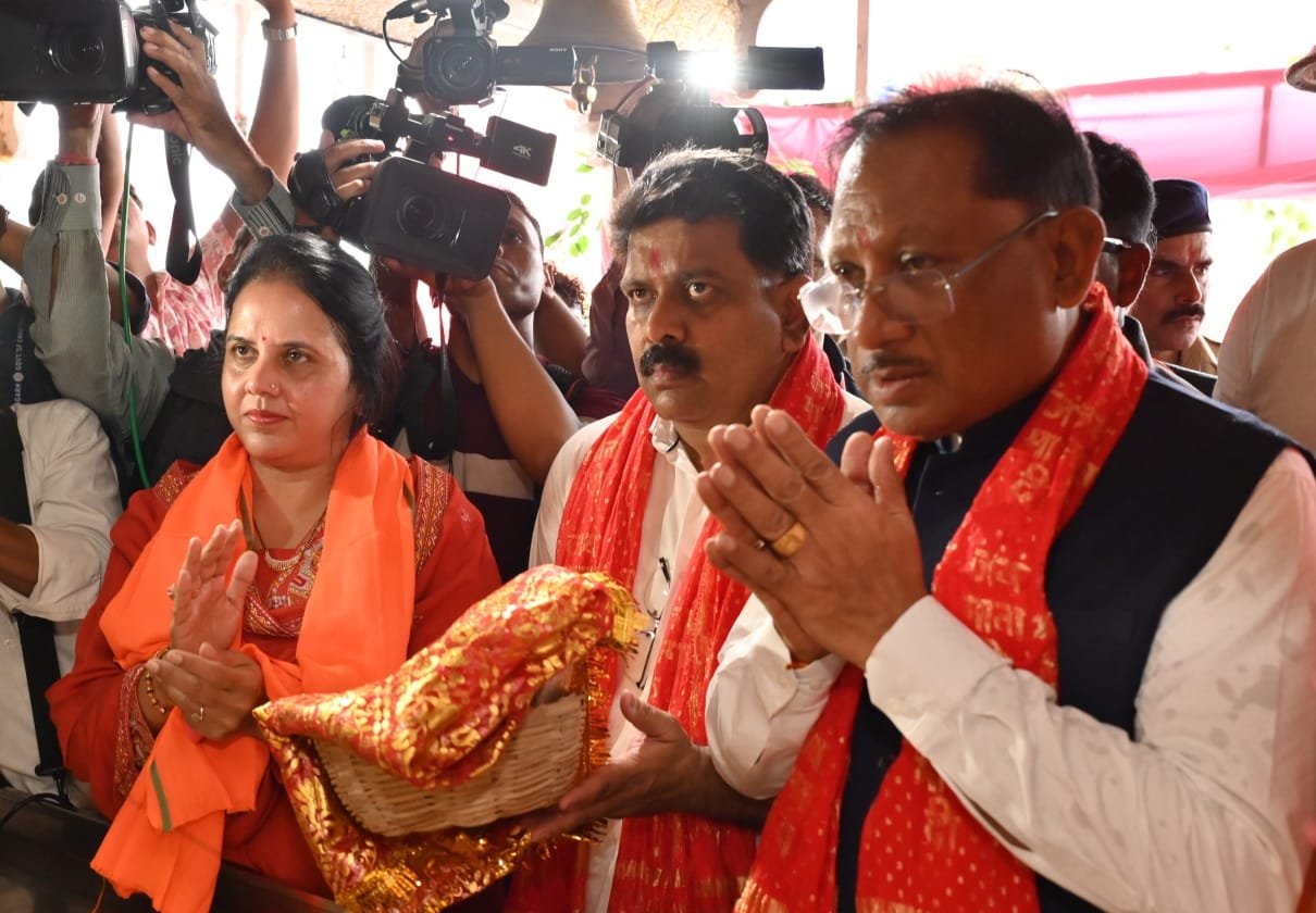जन-जन की आस्था को मिला सहारा : नवरात्र में श्रद्धालुओं के लिए नि:शुल्क बस सेवा जन-जन की आस्था को मिला सहारा : नवरात्र में श्रद्धालुओं के लिए नि:शुल्क बस सेवा