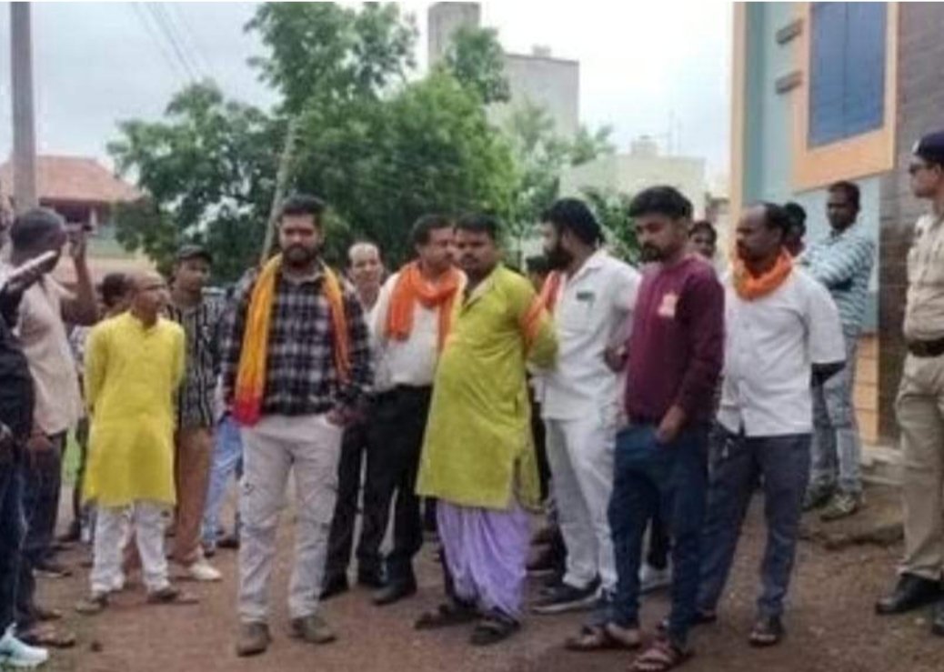 दुर्ग के बोरसी में मतांतरण का आरोप, दो पास्टर गिरफ्तार दुर्ग के बोरसी में मतांतरण का आरोप, दो पास्टर गिरफ्तार