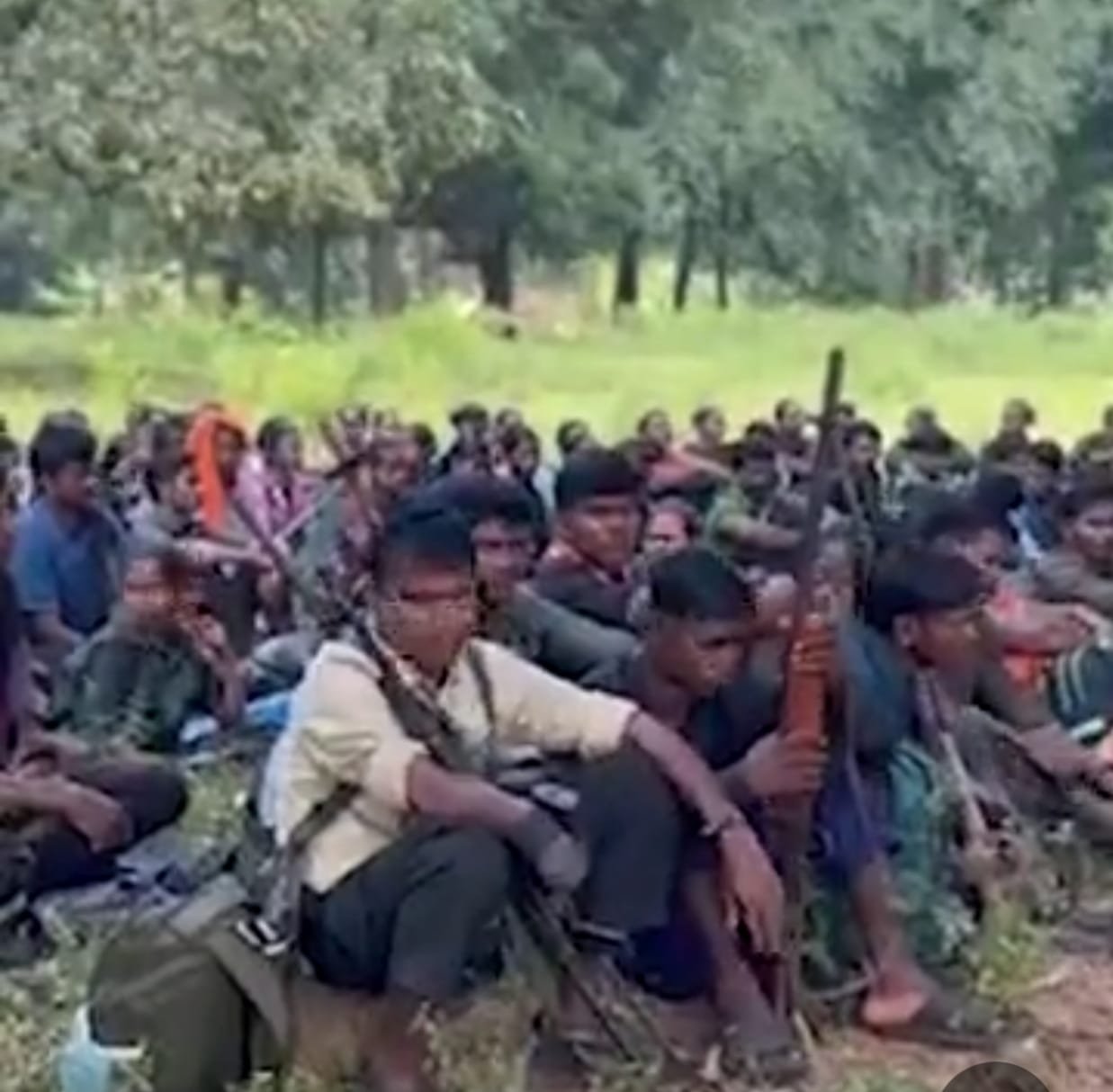 छत्तीसगढ़ में हथियार डाल देगी नक्सलियों की उदंति एरिया कमेटी छत्तीसगढ़ में हथियार डाल देगी नक्सलियों की उदंति एरिया कमेटी
