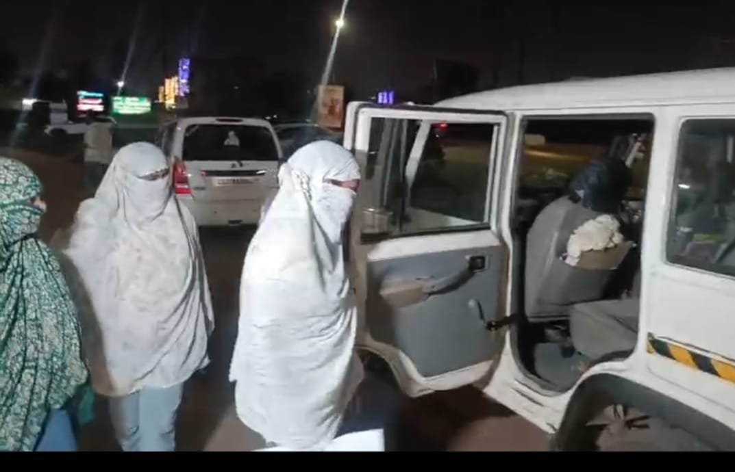 भिलाई के स्पा सेंटर में पुलिस की रेड : देह व्यापार में लिप्त 2 मालिक 4 ग्राहक गिरफ्तार