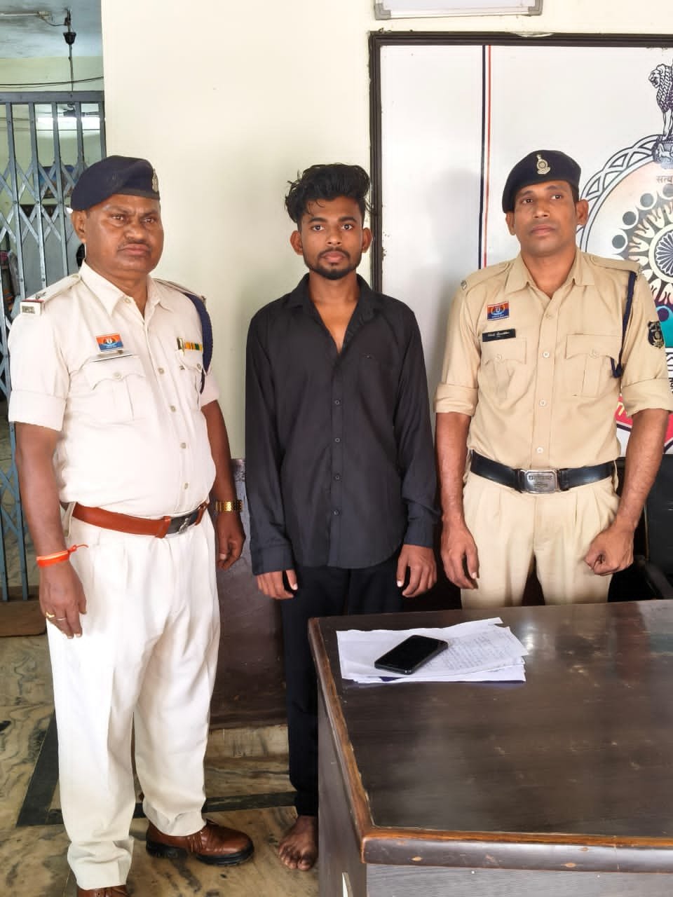 हत्या के बाद तीन दिन से फरार आरोपी को नंदिनी पुलिस ने किया गिरफ्तार हत्या के बाद तीन दिन से फरार आरोपी को नंदिनी पुलिस ने किया गिरफ्तार