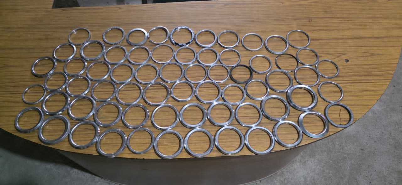 मंडई मेला में जबरदस्त पुलिसिंग, 70 मनचलो से उतरवाए गए लोहे के कड़े